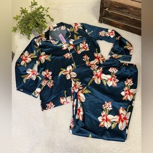 Cheibear floral pajama set